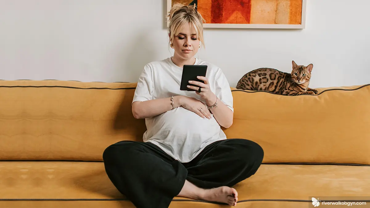 How to Manage Winter Blues During Pregnancy